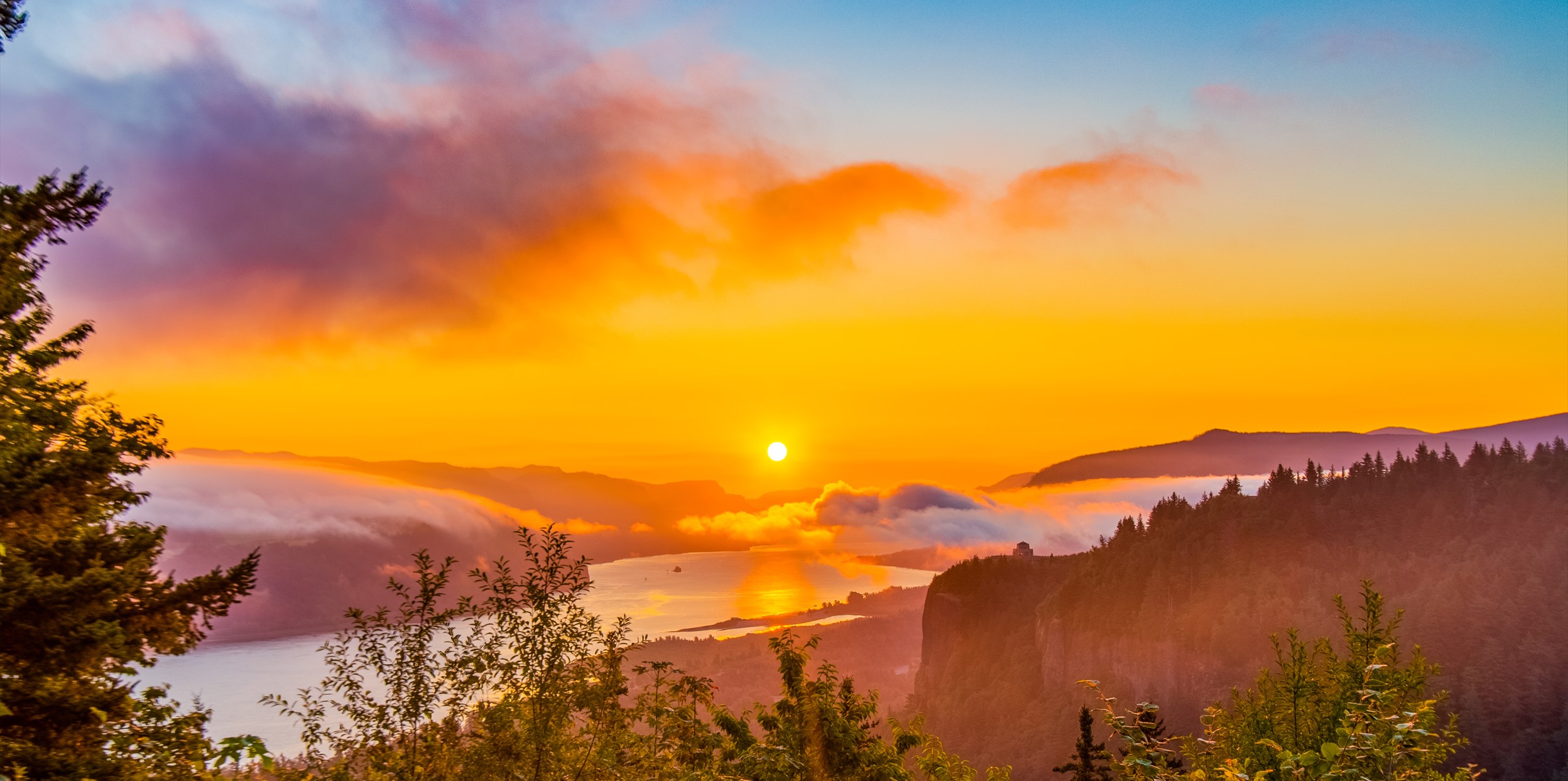 gorge sunrise
